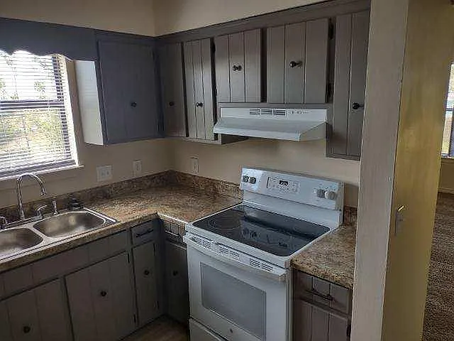 6048 Howard Rd — Photo 9