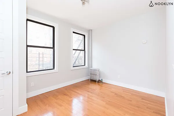 Rented by Nooklyn NYC LLC | media 22