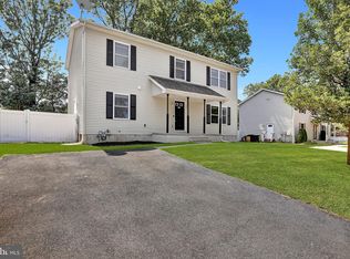 515 Ridge Ave, Hamilton, NJ 08610