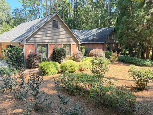 213 Pine Haven Ct, Seneca, SC 29672