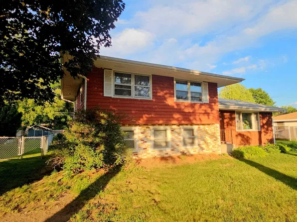 1430 Summit Ave, Saint Paul Park, MN 55071