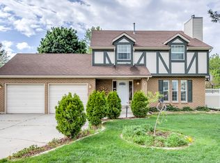 1592 E Ridgemark Dr, Sandy, UT 84092