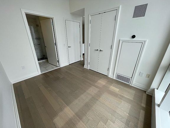 4th image of 460 W 42nd St Ph 1H