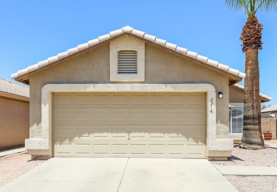 1st image of 2214 E Aire Libre Ave