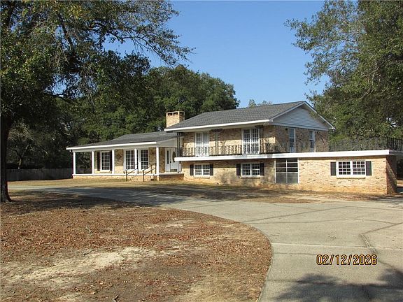 2nd image of 7425 Pake Rd