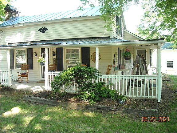 4th image of 124 Clifton St