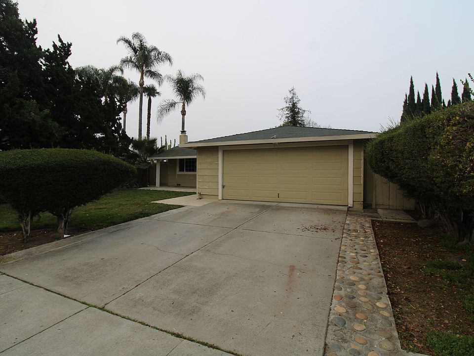 1st image of 2467 Shilshone Cir
