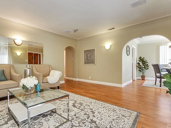 3rd image of 5833 Brayton Ave