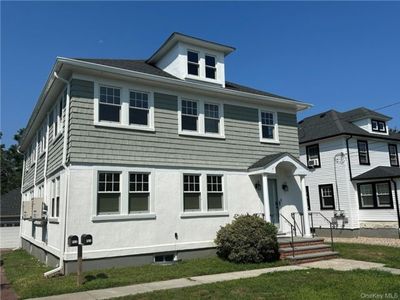 40 Smith St, Glen Cove, NY, 11542