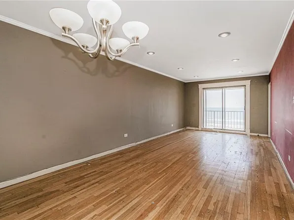 125 Beach 124th Street image 16 of 26