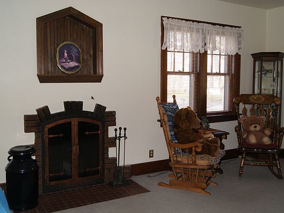 Wood burning fireplace