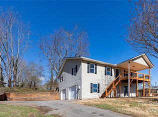 103 Foxioci Cir, Candler, NC 28715