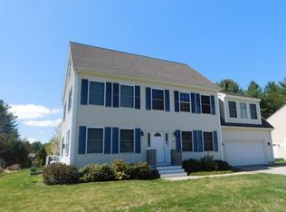 10 Matthew Ln, Kennebunk, ME 04043