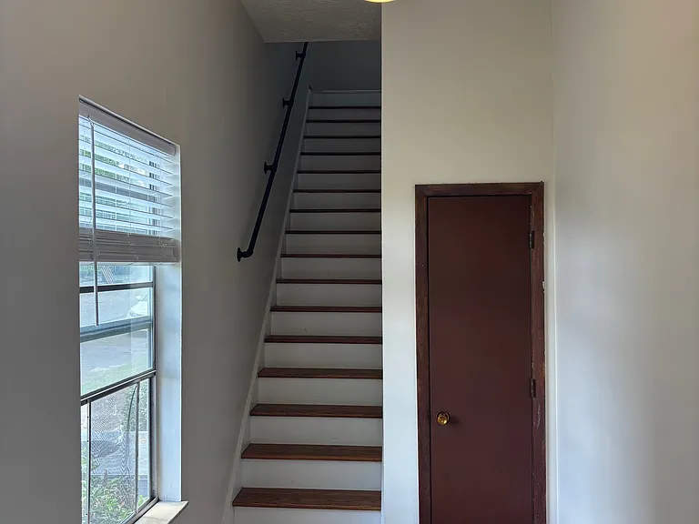 801 Eleanor St #1 — Photo 2