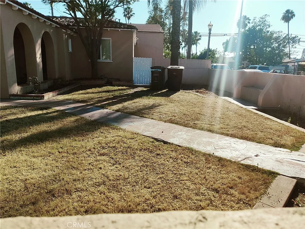 2 bed, 1862 sqft, $3,500 — Photo 3