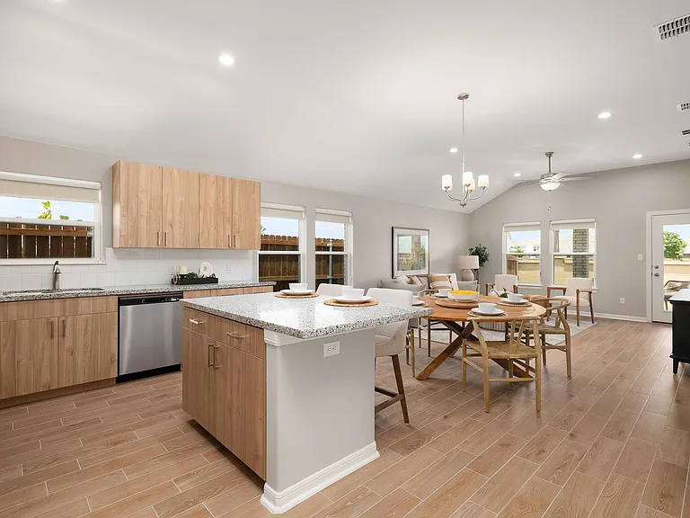 14232 Belterra Dr — Photo 37