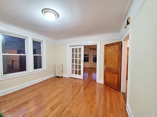 Rented by Astoria Realty | media 8