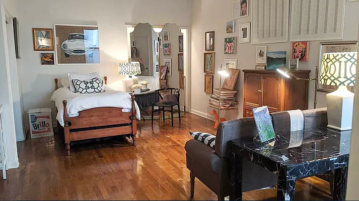 Rented by Douglas Elliman | media 14