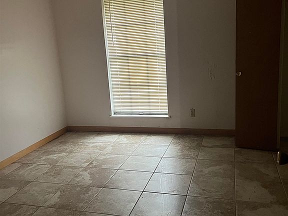 5th image of 2916 11th St