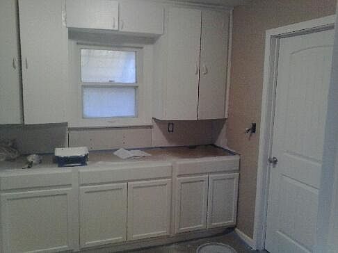 5th image of 2228 E Park Pl