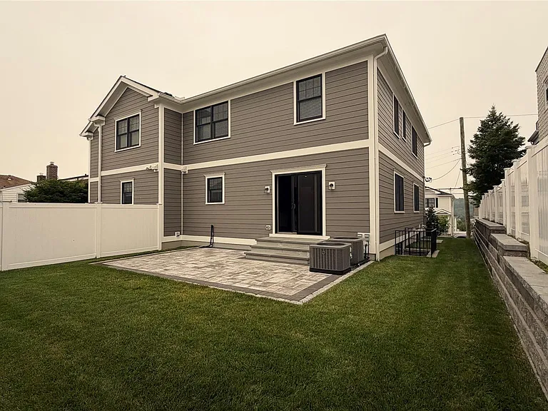 172 Lakeview Ave E #170 — Photo 15