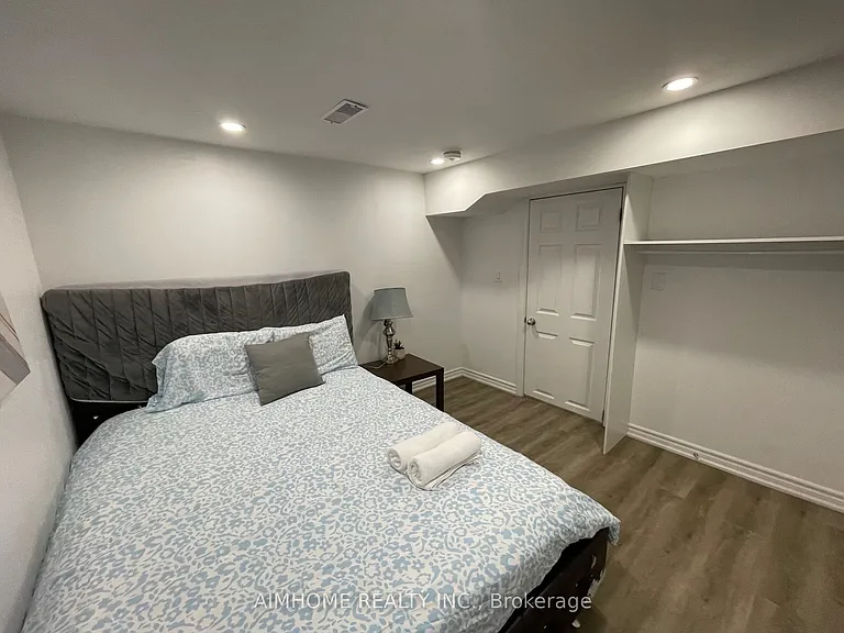 166 Fincham Ave #BASEMENT — Photo 6