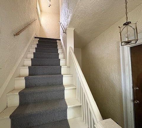 3rd image of 282 Rutter Ave
