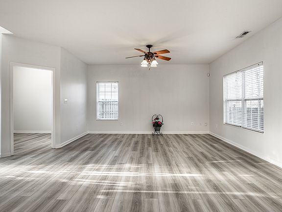 5th image of 13340 Trailwood Dr