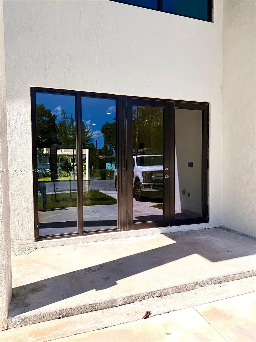 Building Photo - 3371 NW 51st St #AB
