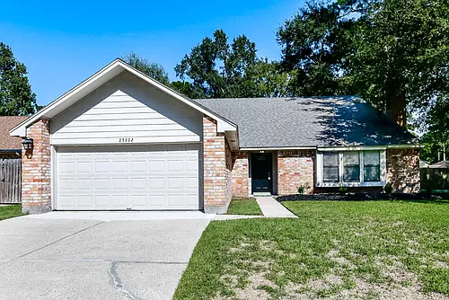 25302 Hollybush Ln Photo 1