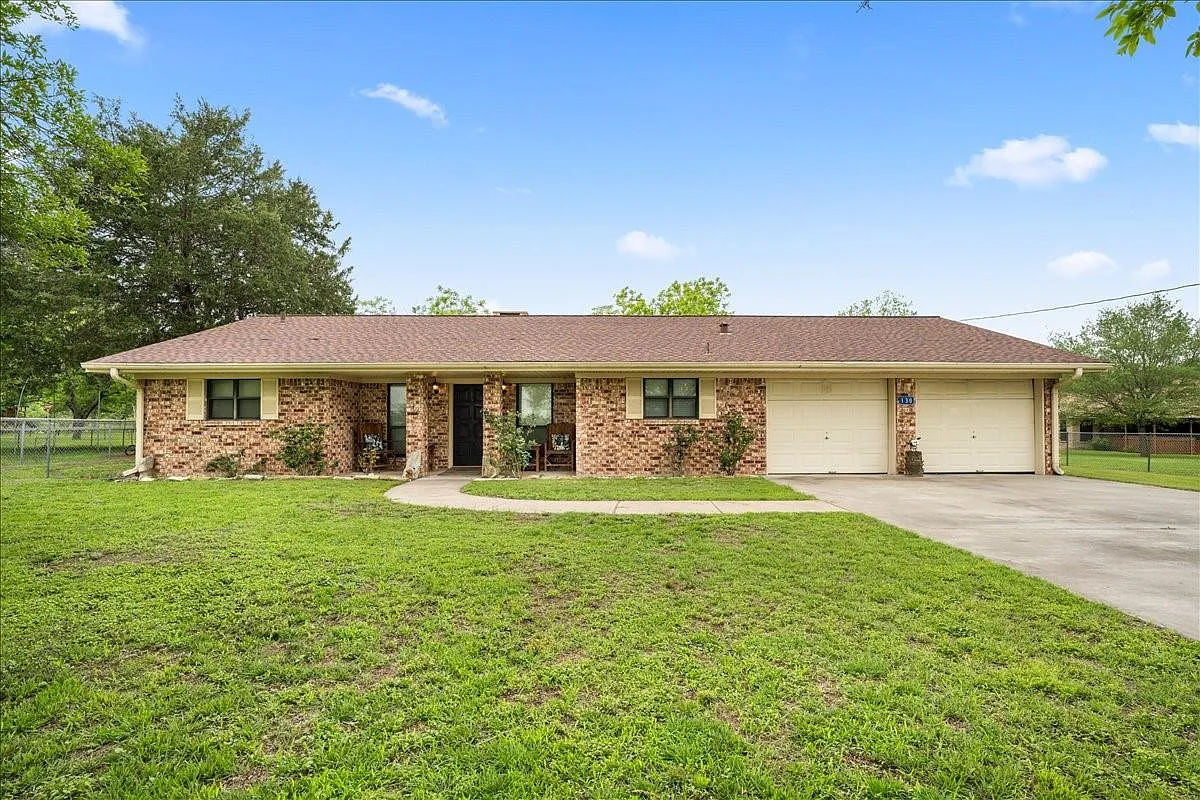 3 bed, 3.0 bath, 1344 sqft, $2,000 — Photo 1