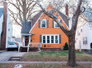 216 S Jenison Ave, Lansing, MI 48915