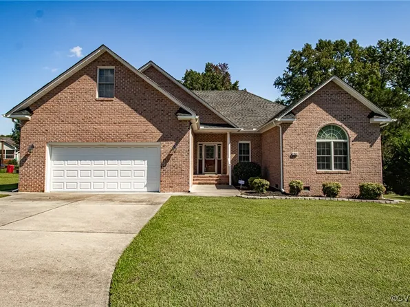 3801 Greystone Dr, Hopewell, VA 23860