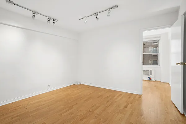 Rented by Compass | media 1