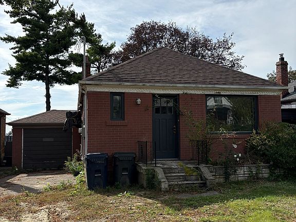 2nd image of 56 Glenhaven St