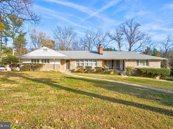 2909 Montclair Dr, Ellicott City, MD 21043