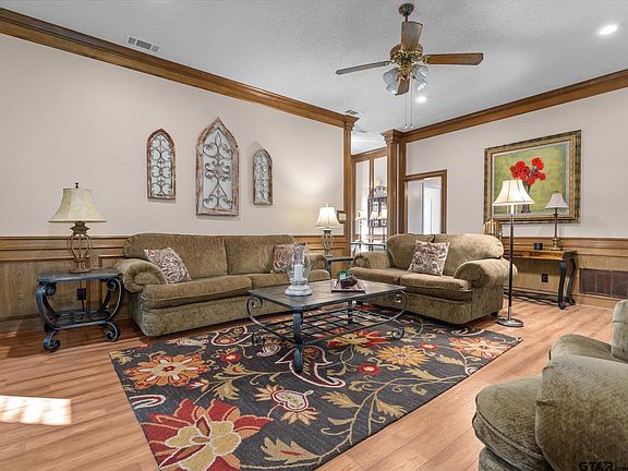 5th image of 323 Hideaway Ln E