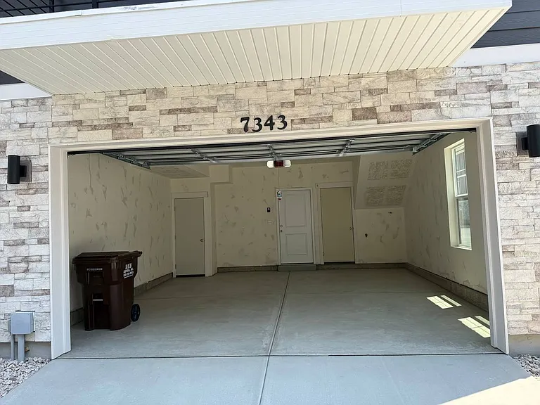 7343 S Sideline Ln — Photo 7