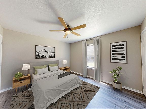 Serene Bedroom with En-Suite Bathroom