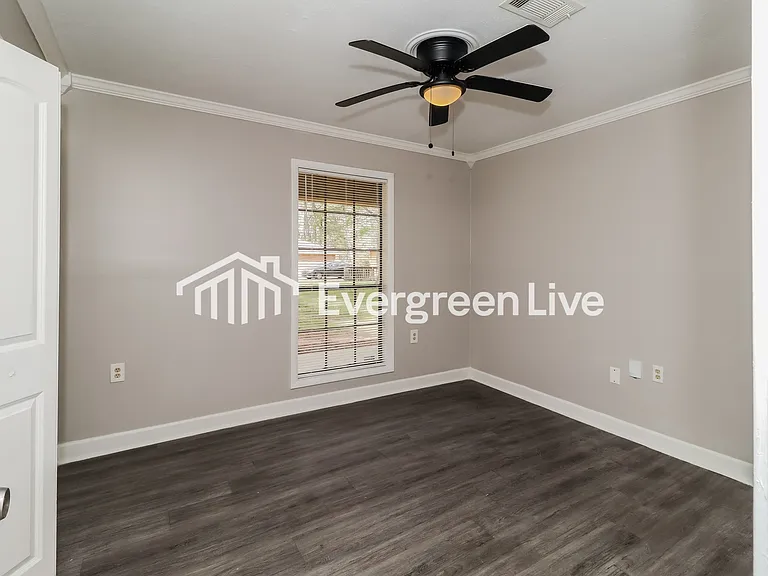 125 Dogwood Cir — Photo 12