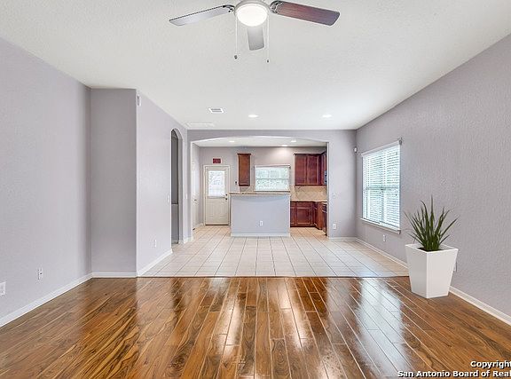 4th image of 3907 Verde Bosque