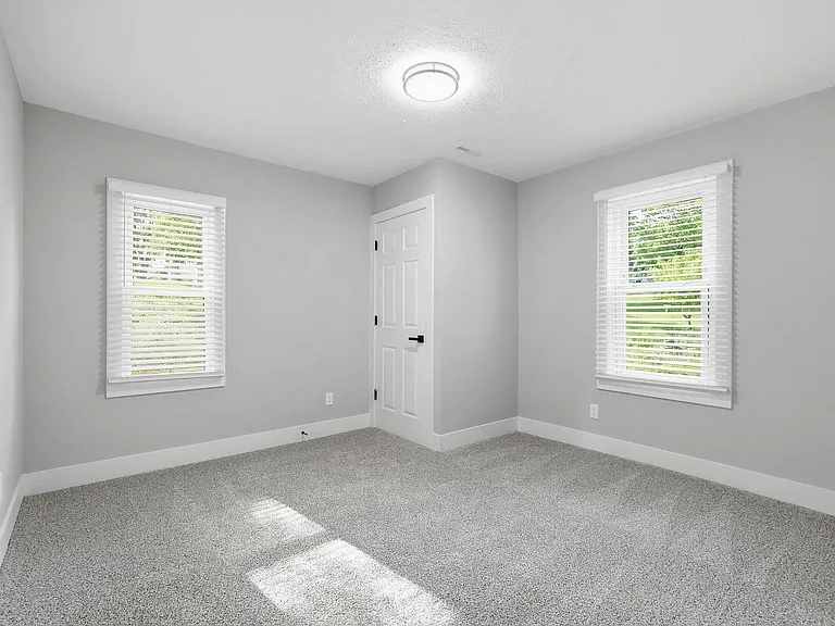 504 Harris St — Photo 18