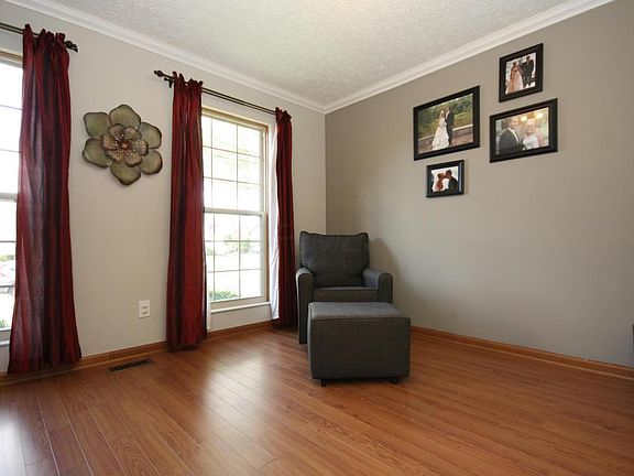 5th image of 6041 Carmell Dr