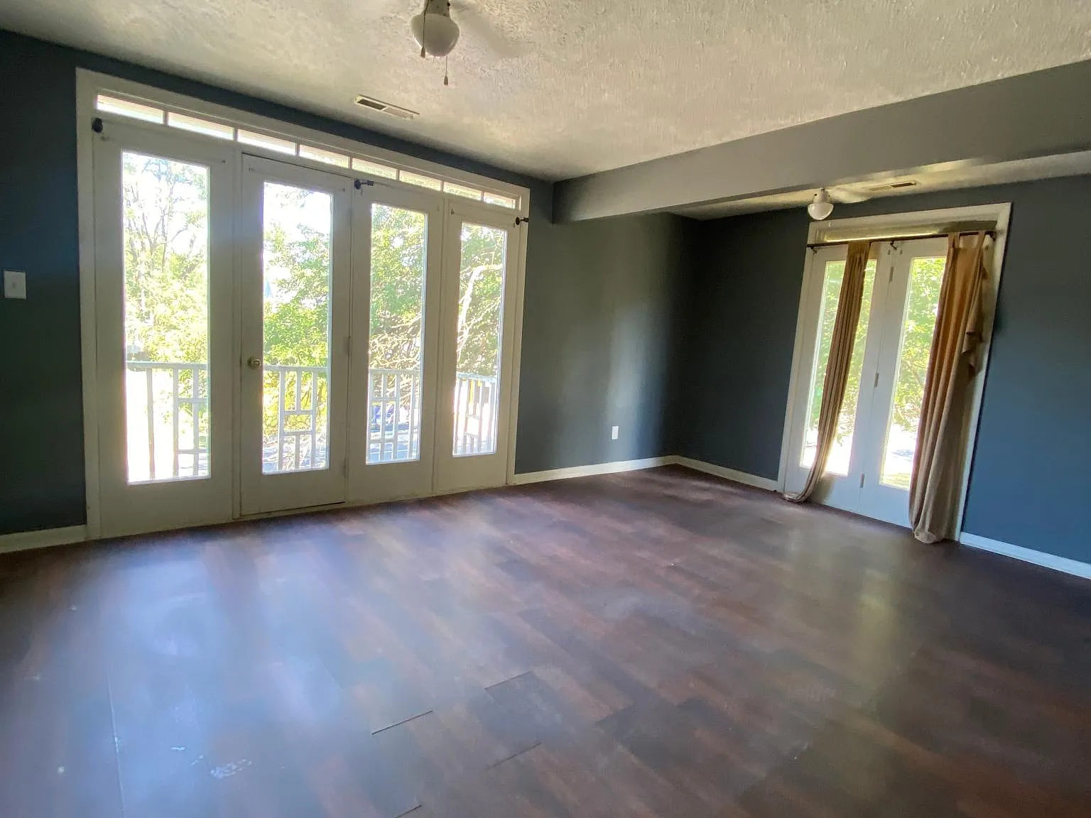 2 bed, 1000 sqft, $1,250 — Photo 4
