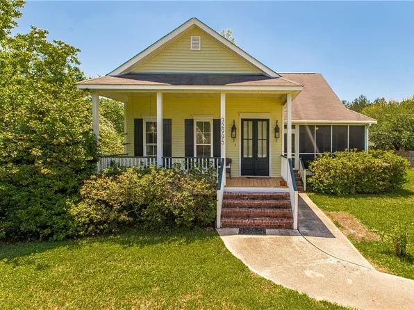 32995 Peters St, Abita Springs, LA 70420
