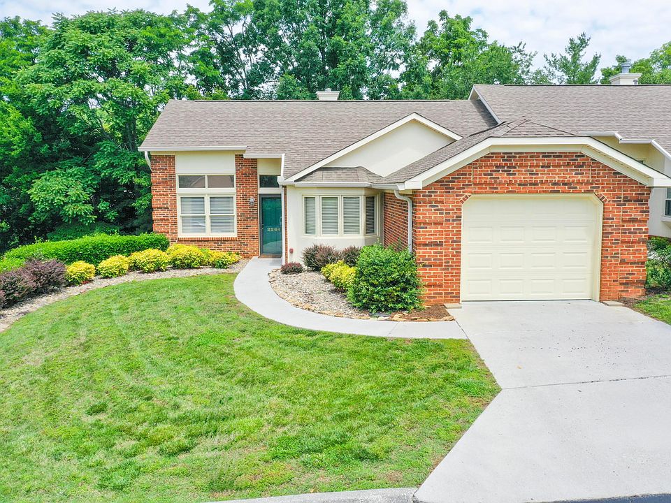1st image of 2264 Cambridge Dr