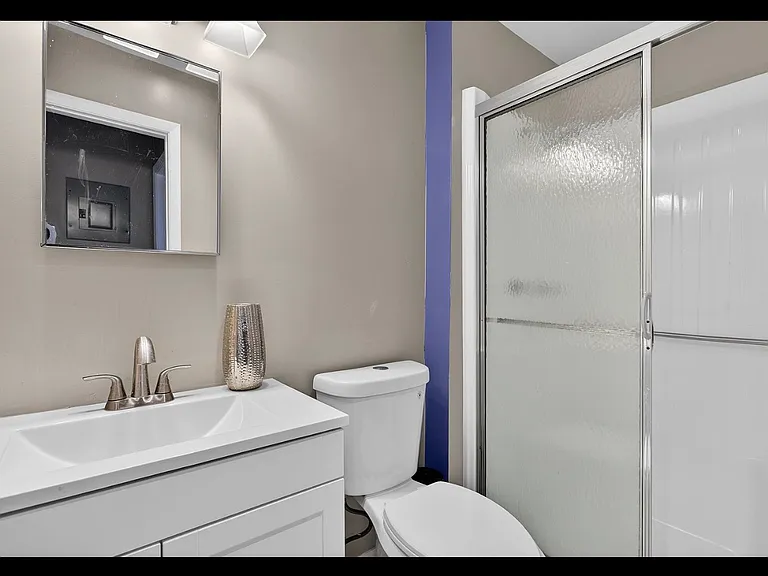 541 NW 43rd St #540 — Photo 6