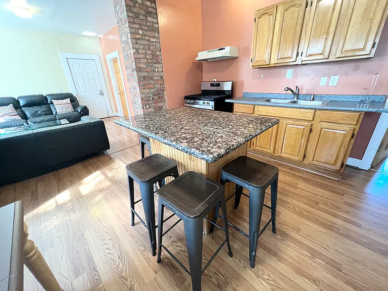 206 California Ave #3 — Photo 30