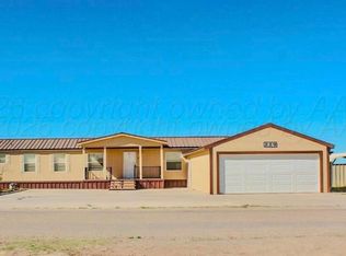 229 Montana Dr, Cactus, TX 79013