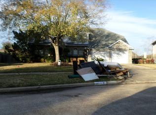 13615 Misty Bluff Dr, Houston, TX 77085